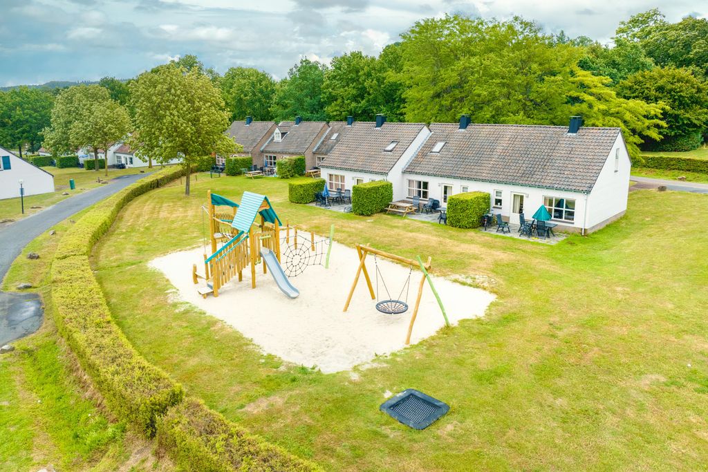 Landal_Lifestyle_HVS_2023_overview_park-1