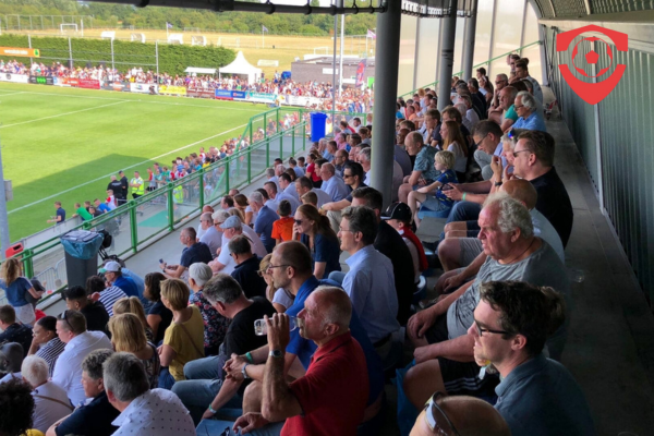 Stols voetbal actuele foto's-31